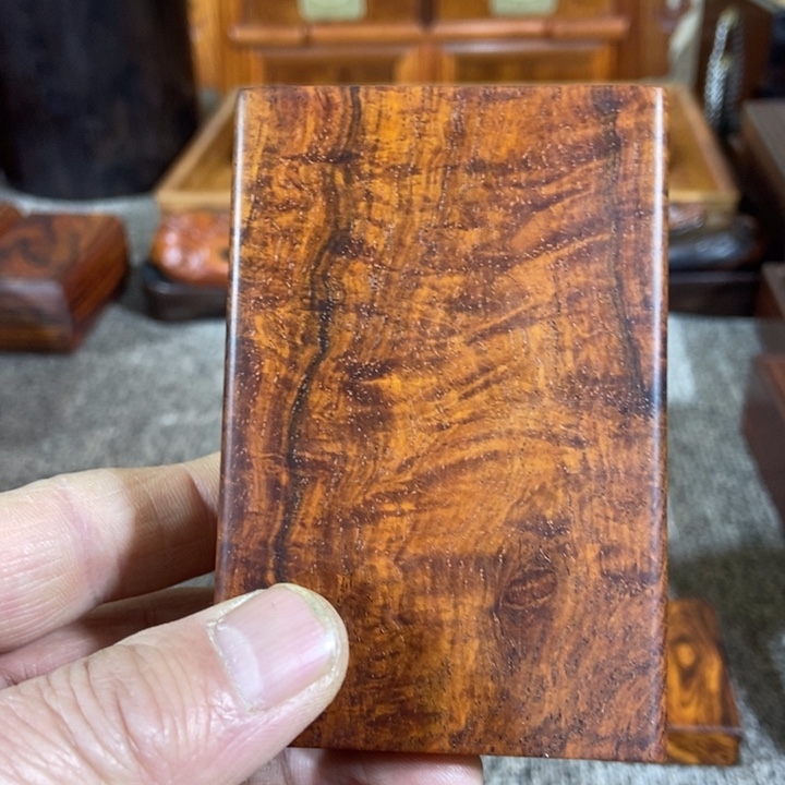 贡木毋*红酸枝烟盒一个一个