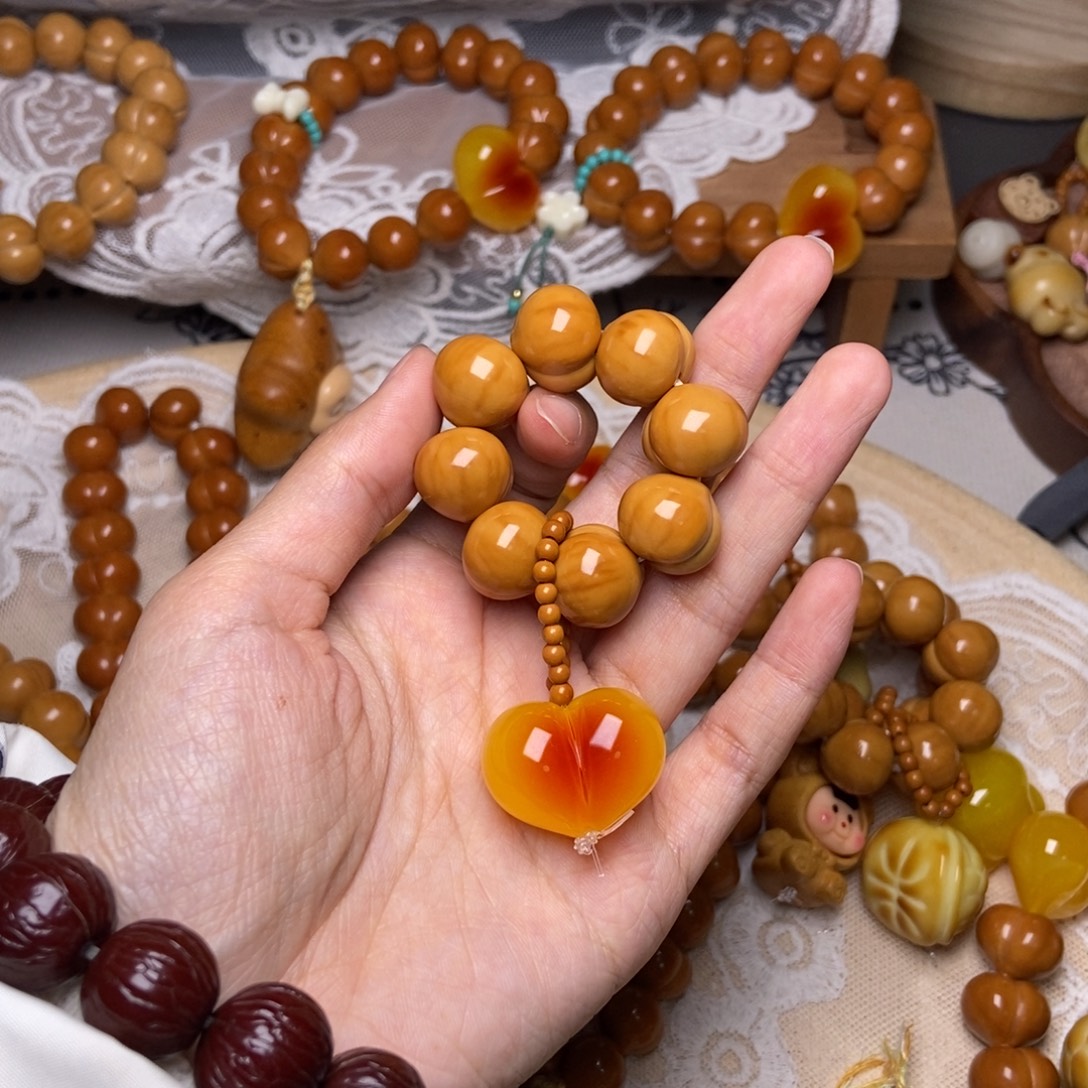 猴头核桃吊坠屁桃卡15