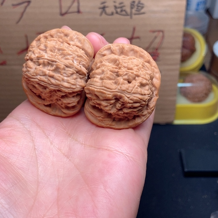 文玩核桃吊坠16白狮子43