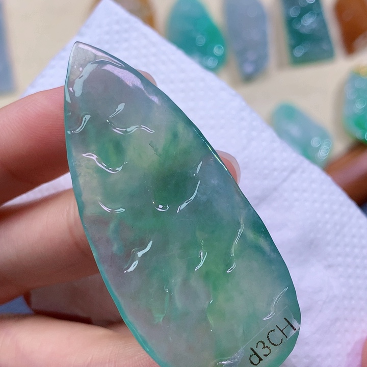 翡翠未镶嵌吊坠(不含链) 3219