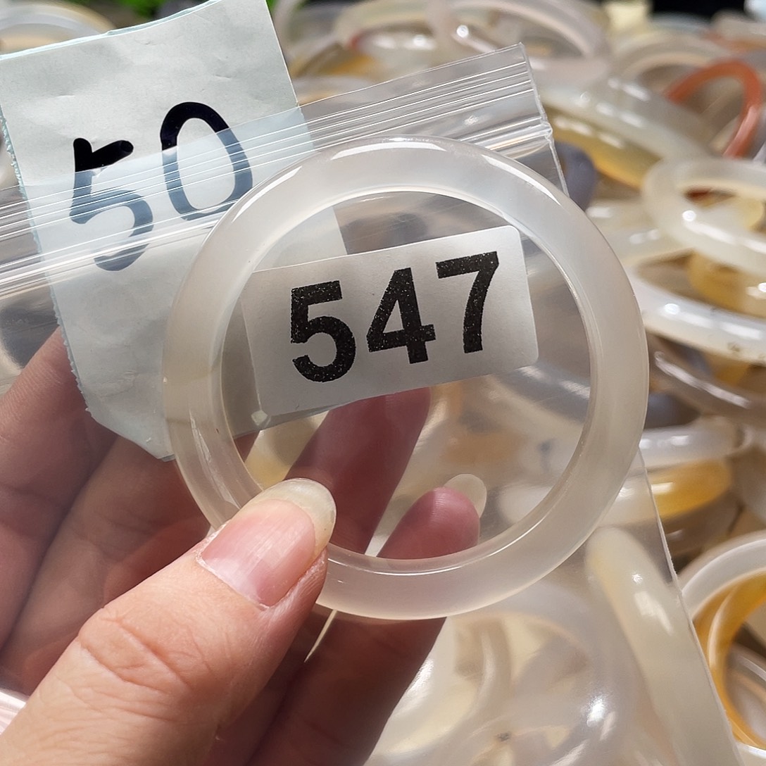 手镯玛瑙/玉髓未镶嵌