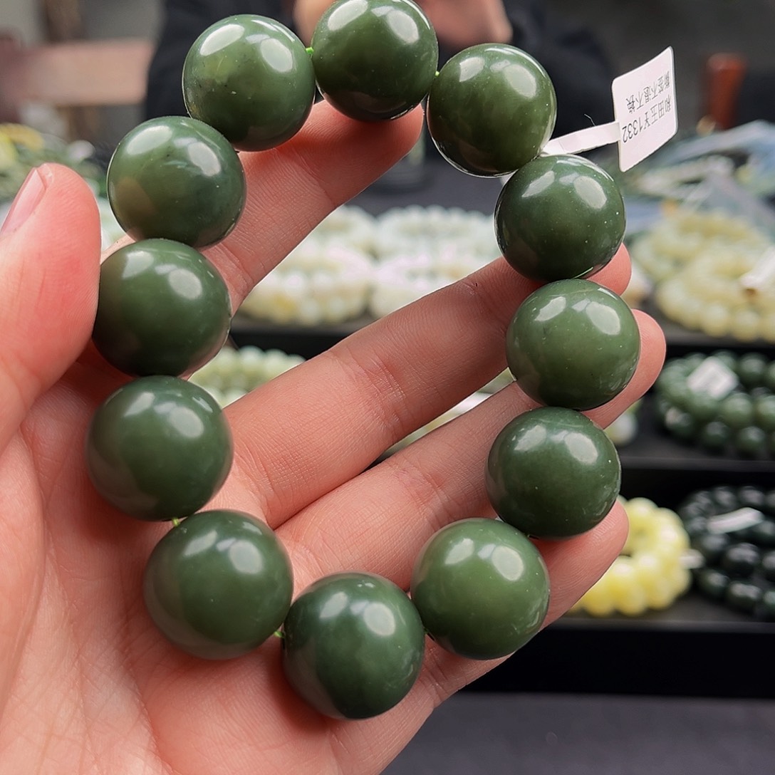 和田玉手串未镶嵌