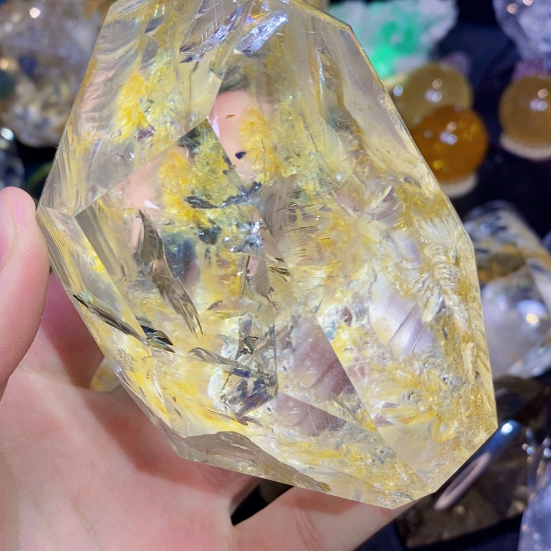 水晶天然超透体黄礁花水晶随形未镶嵌