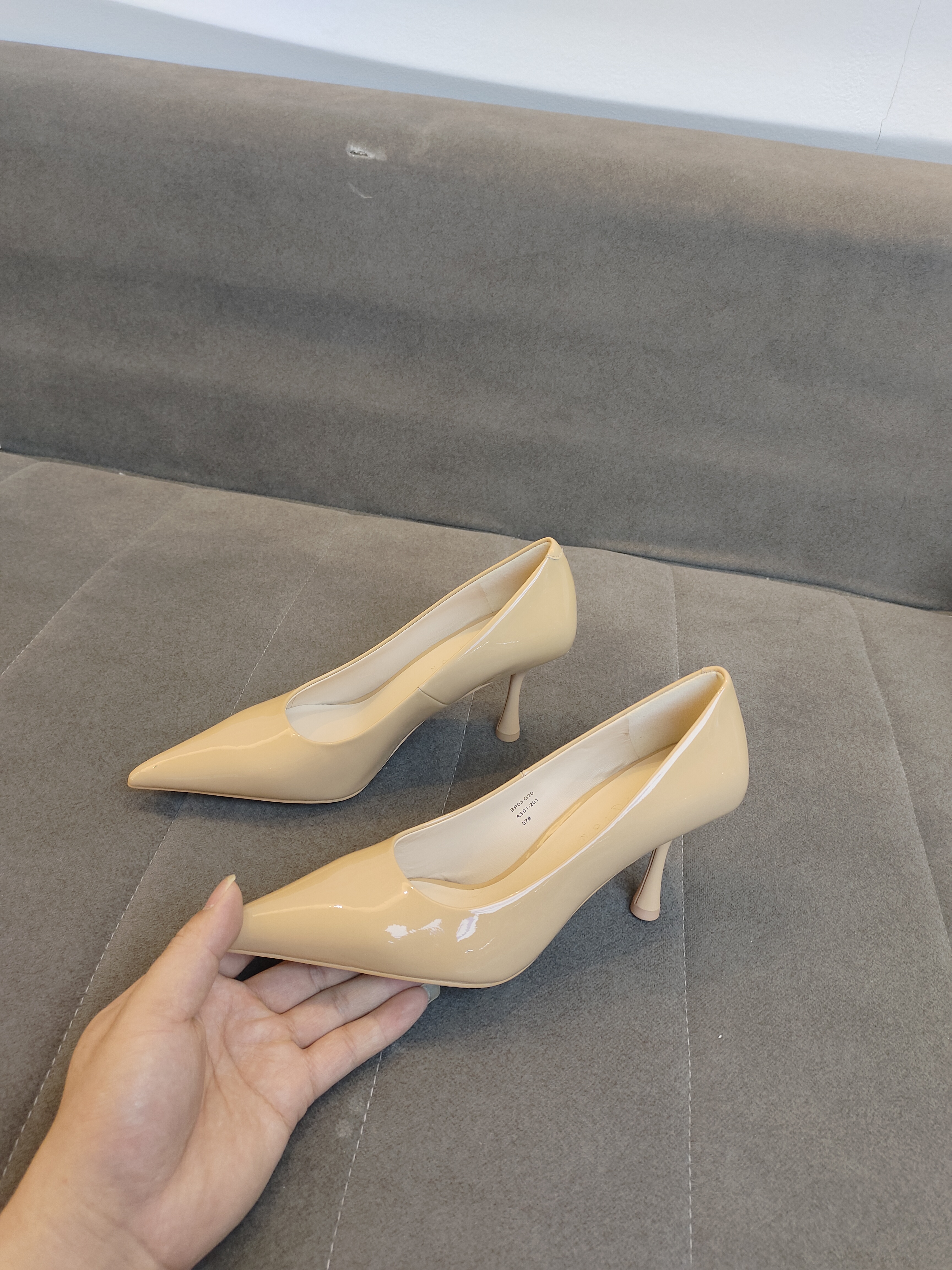 尖头高跟鞋女新款浅口细跟单鞋百搭女鞋01-201