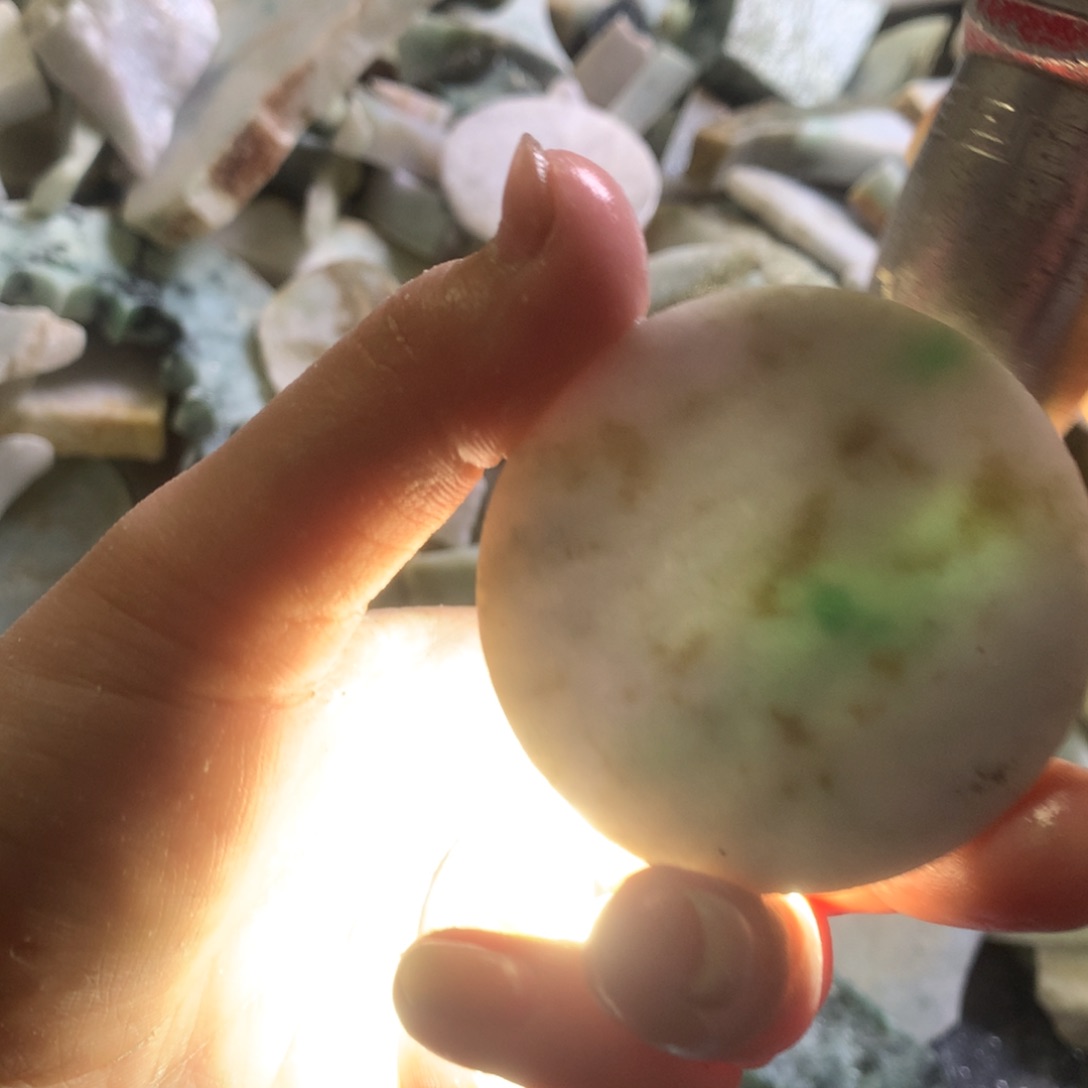 翡翠颈饰未镶嵌缅甸翡翠