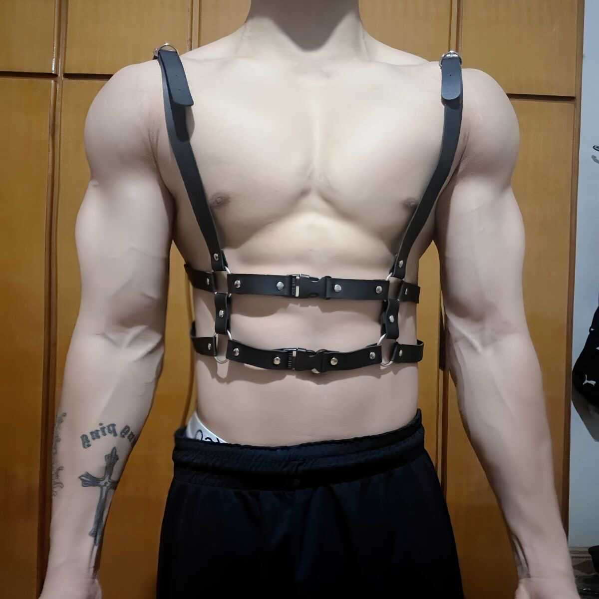 男士皮革绑带背心胸带肩带舞台酒吧直播调跳舞性感肌肉束缚胸衣男