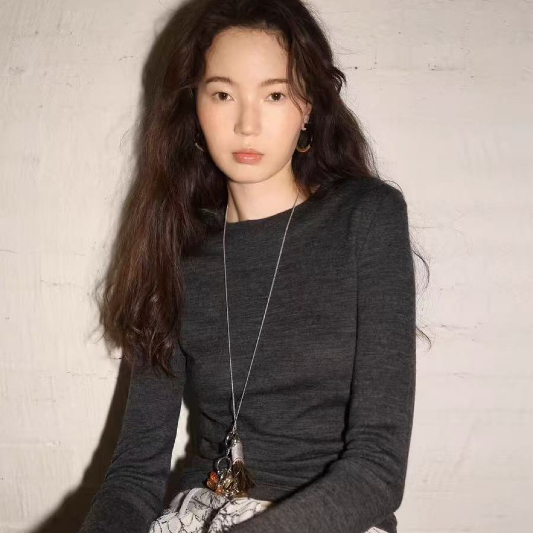秋季极简风圆领长袖薄款毛针织衫上衣打底衫百搭秋冬