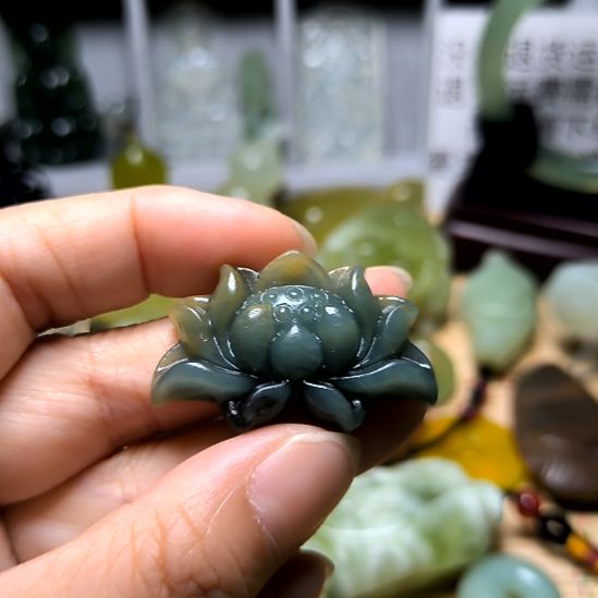 未镶嵌岫玉吊坠(不含链)