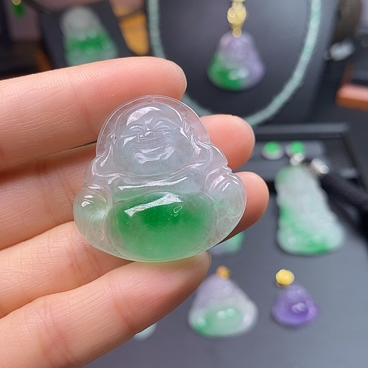 翡翠未镶嵌吊坠(赠链)