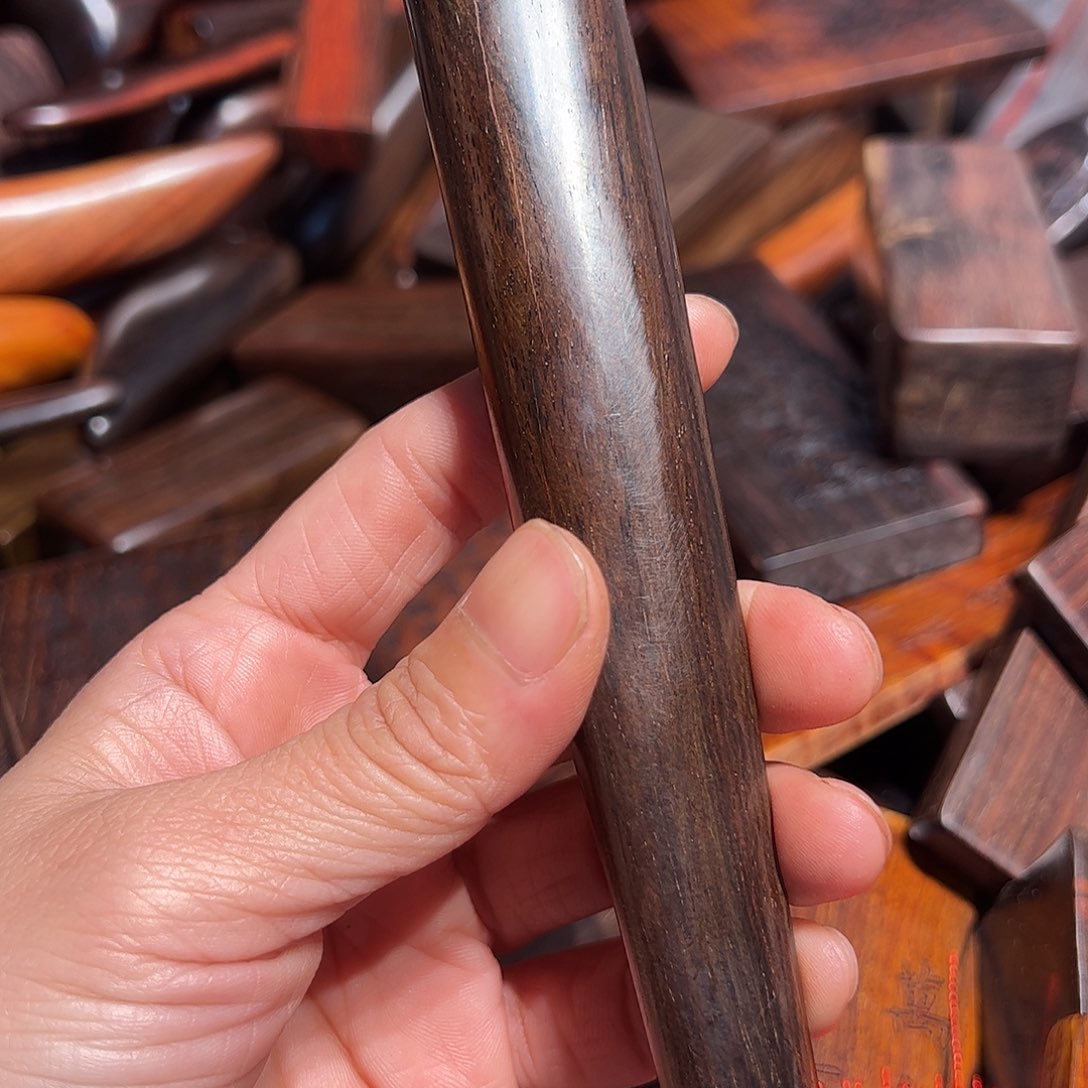 交趾黄檀（大红酸枝）1*