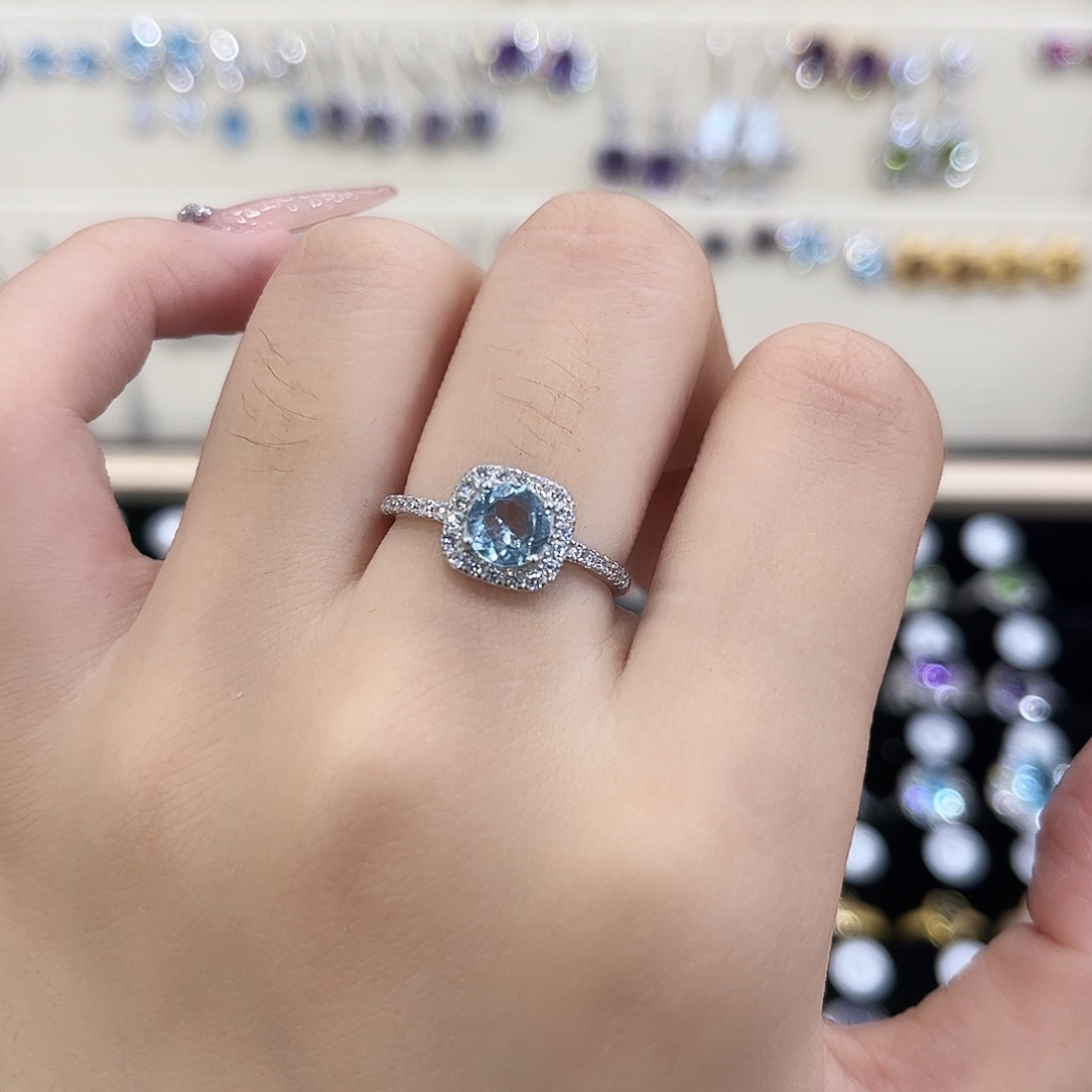 阿***呀托帕石戒指银S925镶嵌