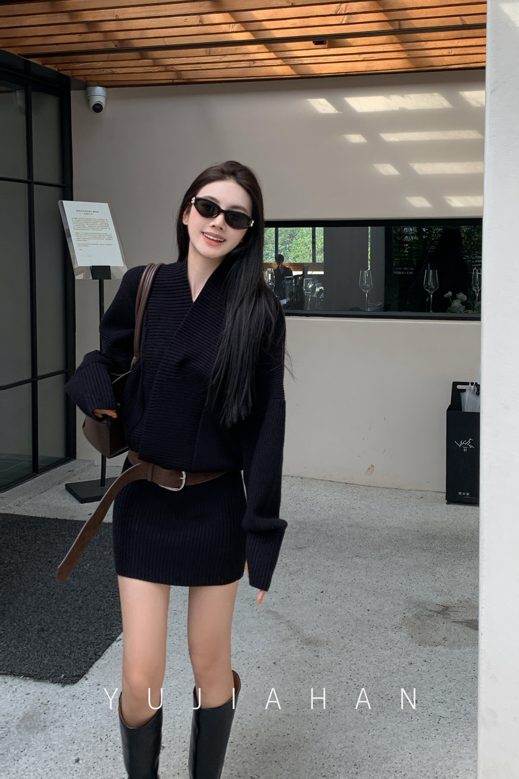 YUJIAHAN「钓系美人」复古针织连衣裙女秋冬显瘦修身气质短裙
