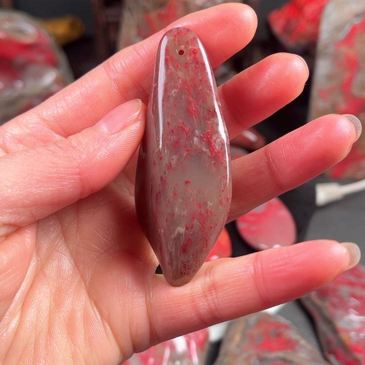 昌化鸡血石s****g昌化鸡血石原石挂件