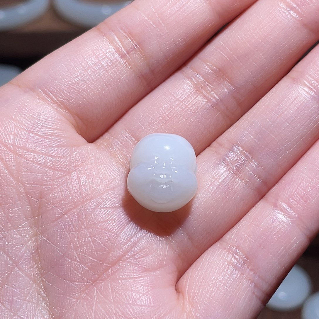 和田玉（子料）未镶嵌颈饰涛**茶