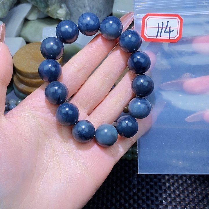 和田玉和田玉边角料随机发未镶嵌