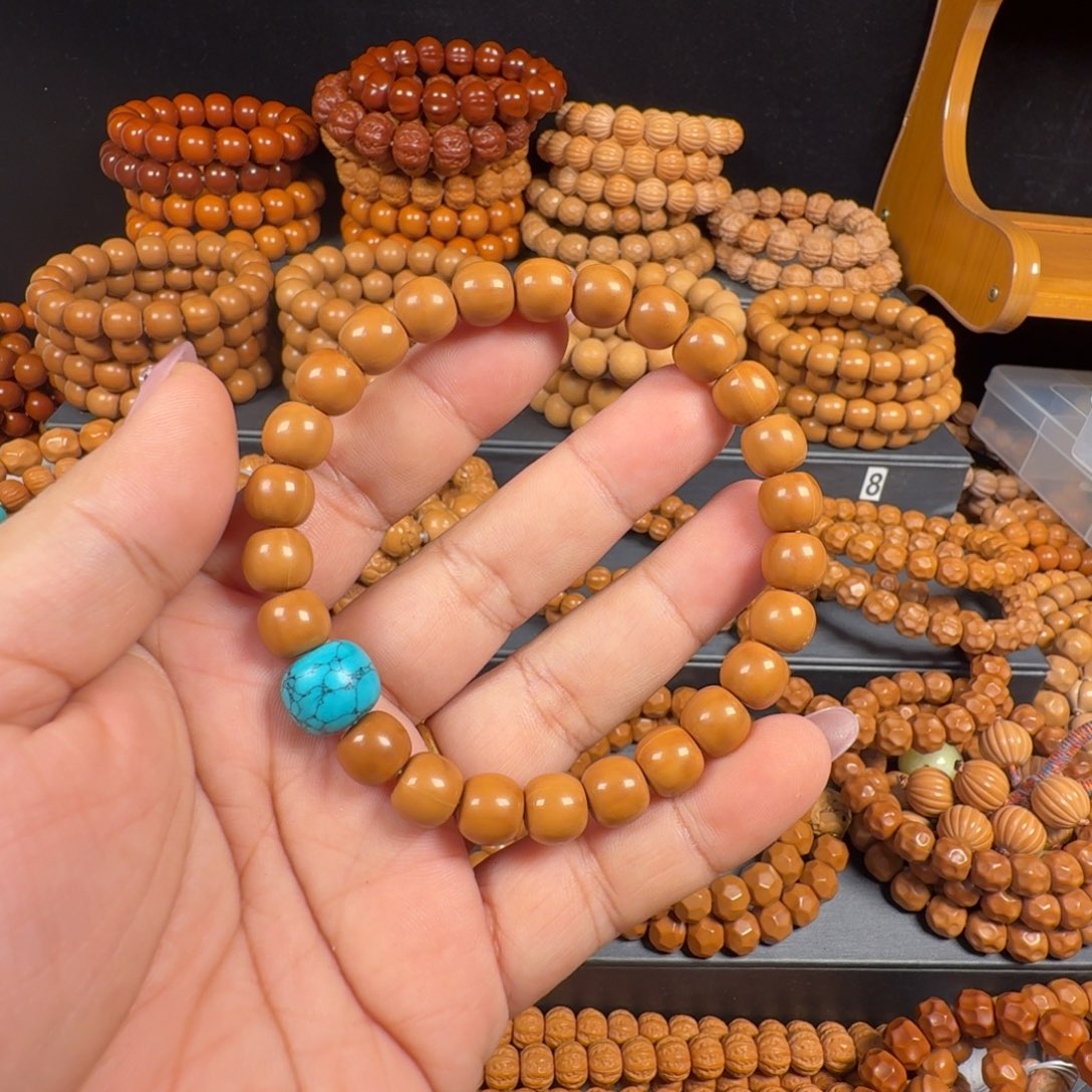 吊坠猴头核桃小老型绿珠