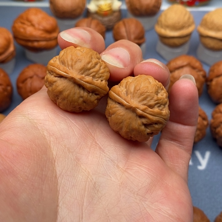 文玩核桃把件玉石方尊