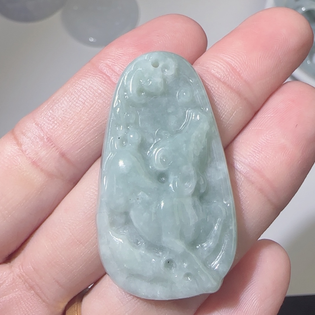 翡翠未镶嵌颈饰翡翠
