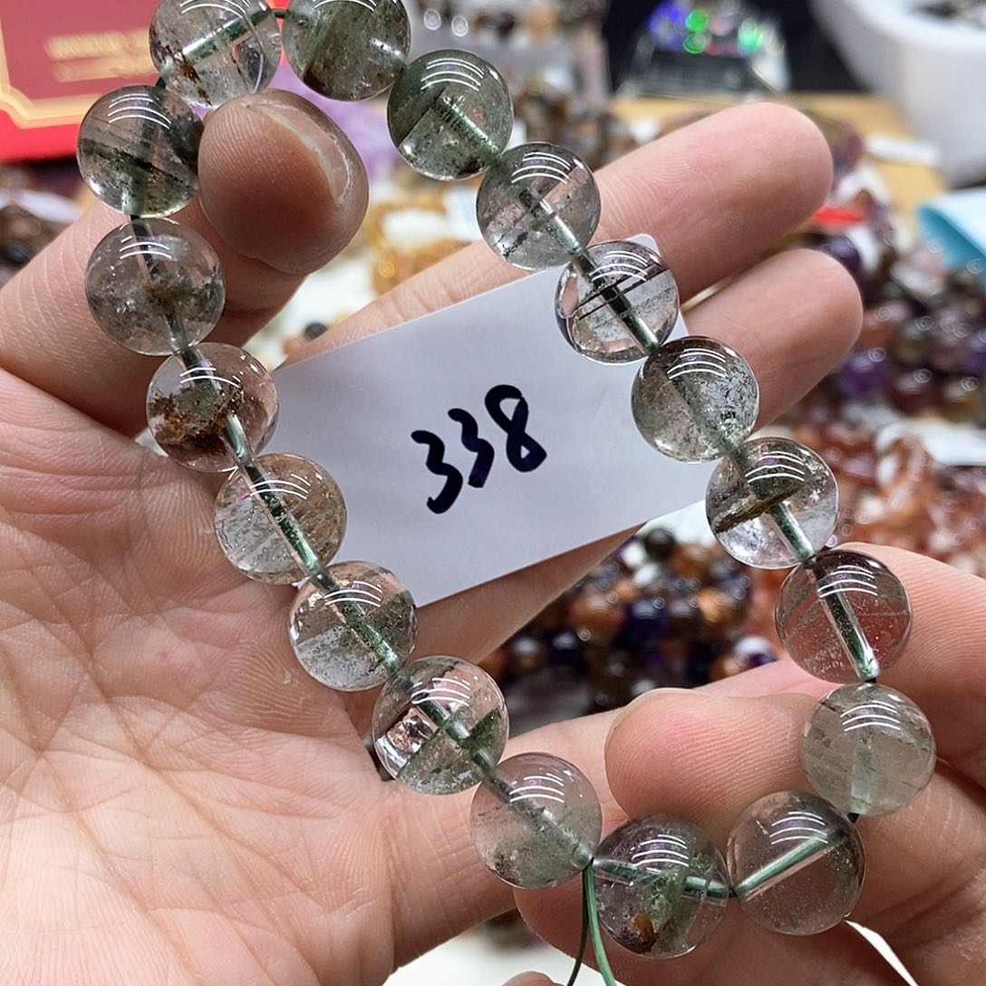 水晶手串未镶嵌天然