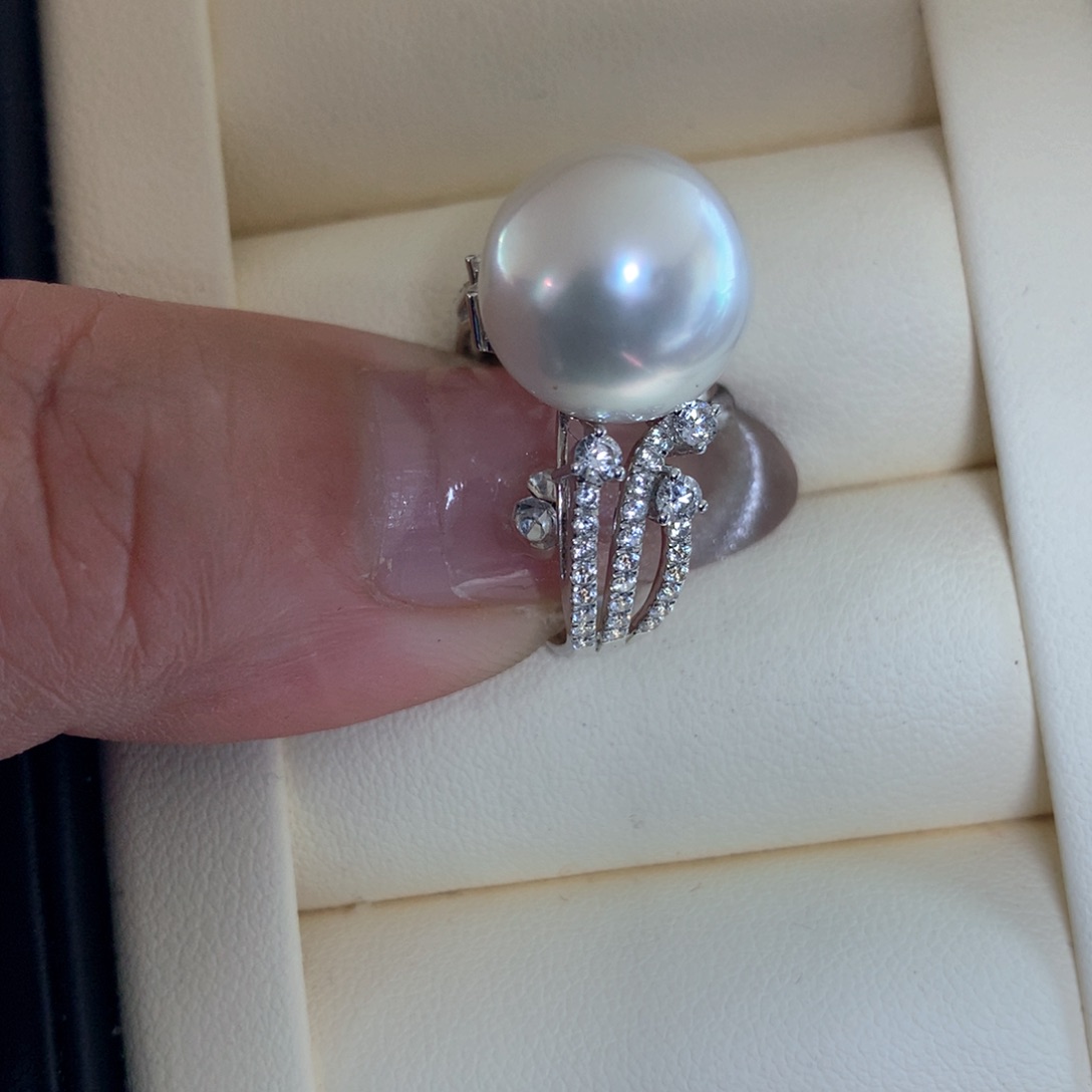 海水珍珠戒指18K金镶嵌