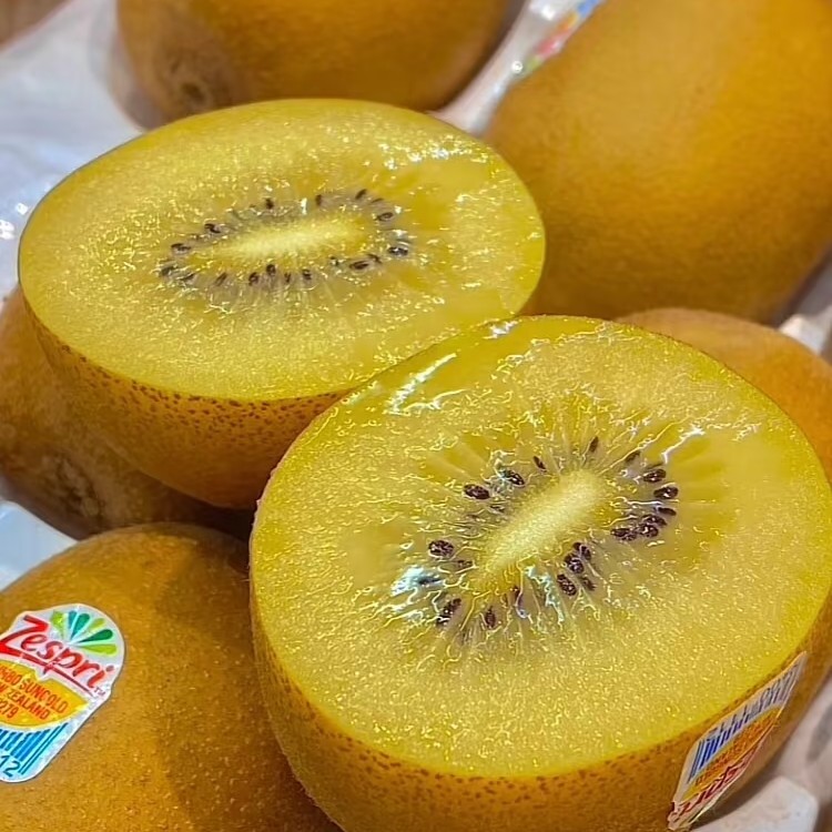 佳沛金果一个毛重80克左右