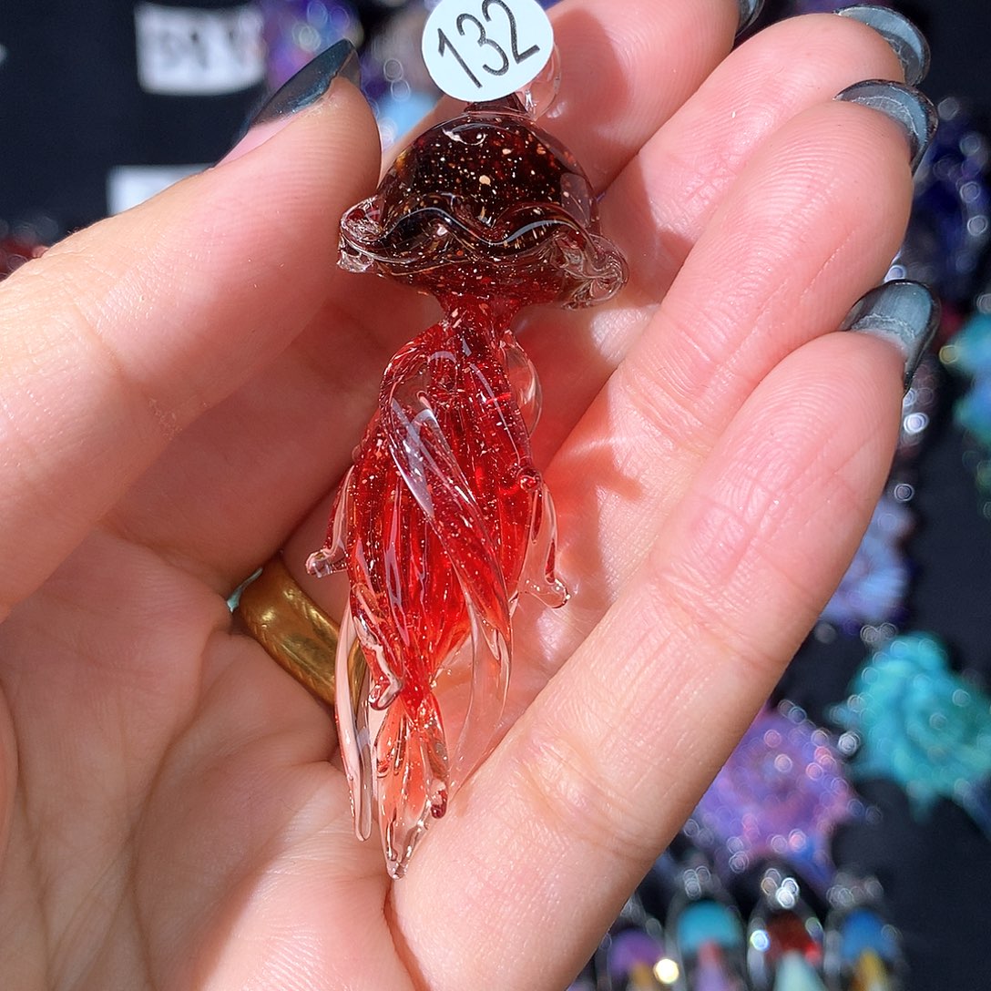 有机玻璃?*由132长须水母