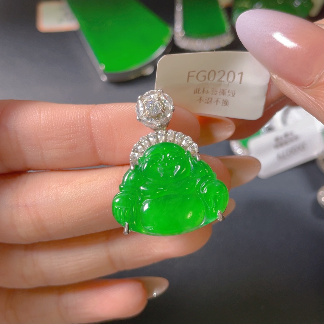 【闪购商品】颈饰银S925镶嵌翡翠马**胎翡翠