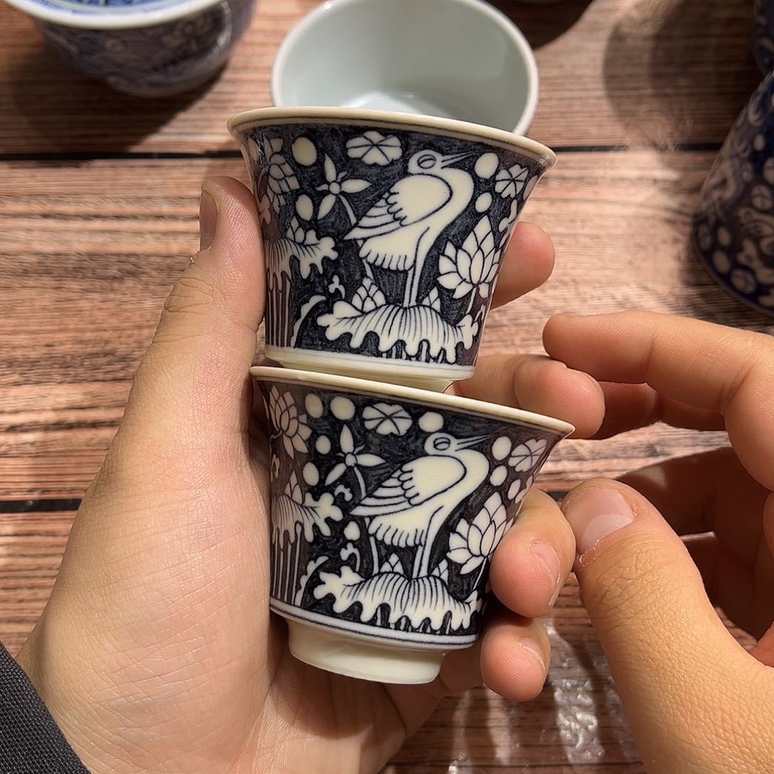 潇**然元青花二号釉一路杯子