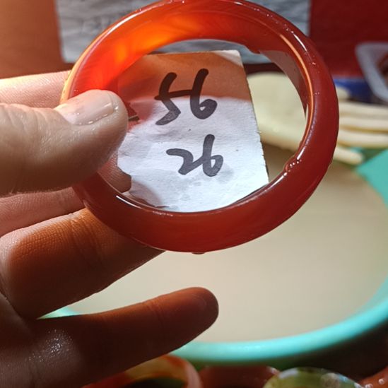 玛瑙/玉髓手镯未镶嵌