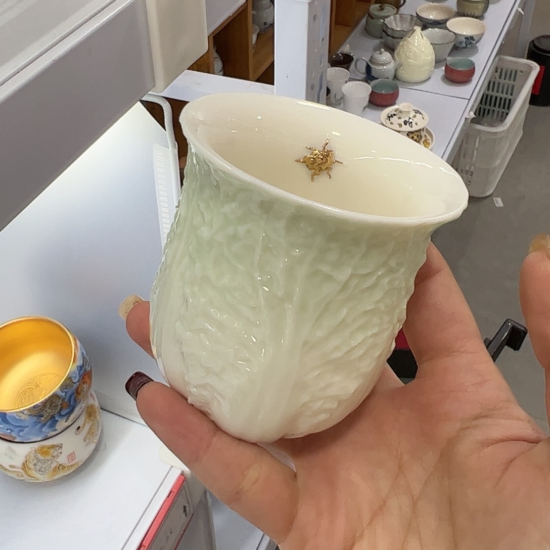 瓷片哈哈哈哈哈哈哈哈哈