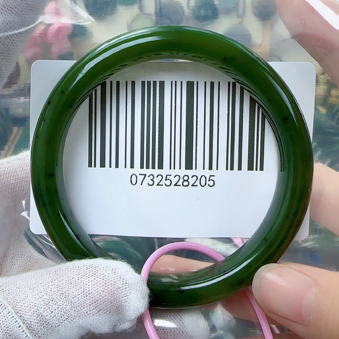 和田玉（碧玉）手镯未镶嵌微瑕5859