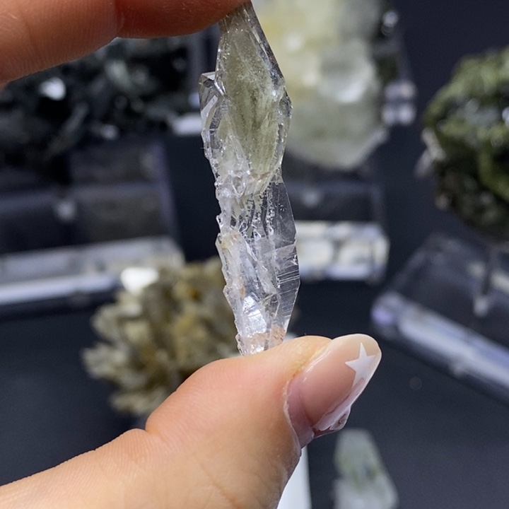 有机玻璃缝合一个112