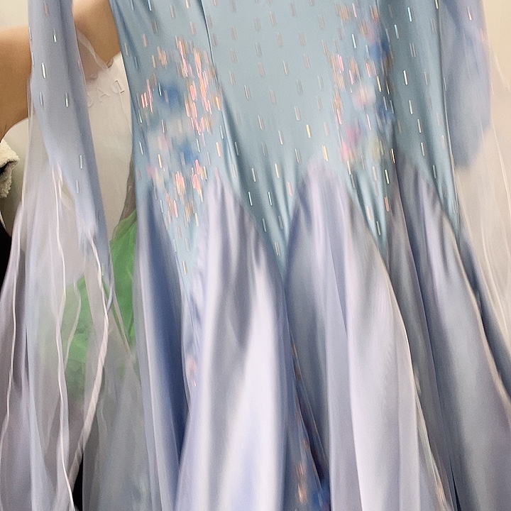 交谊舞厅等一应兼备