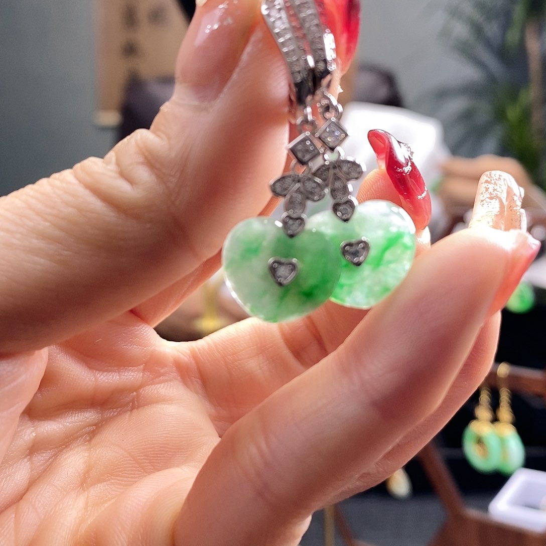 翡翠耳饰银S925镶嵌翡翠