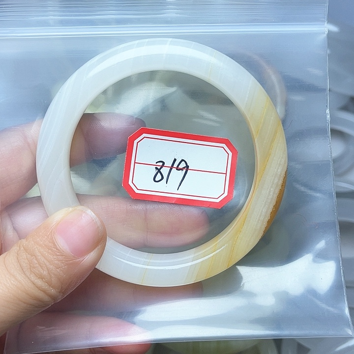 石英质玉手镯未镶嵌819