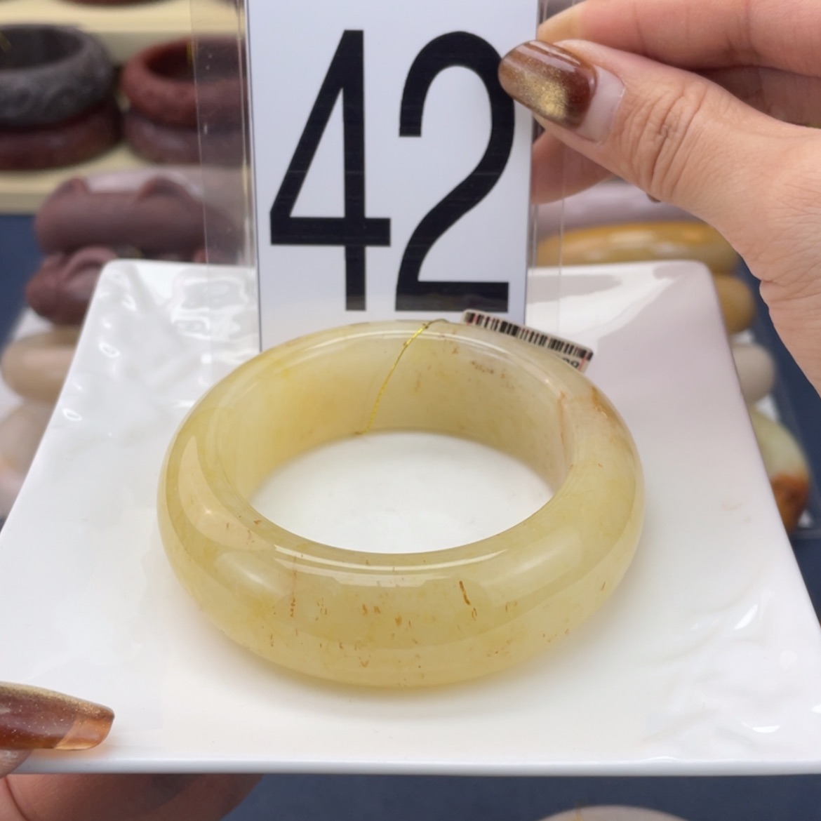 【闪购商品】石英质玉手镯未镶嵌