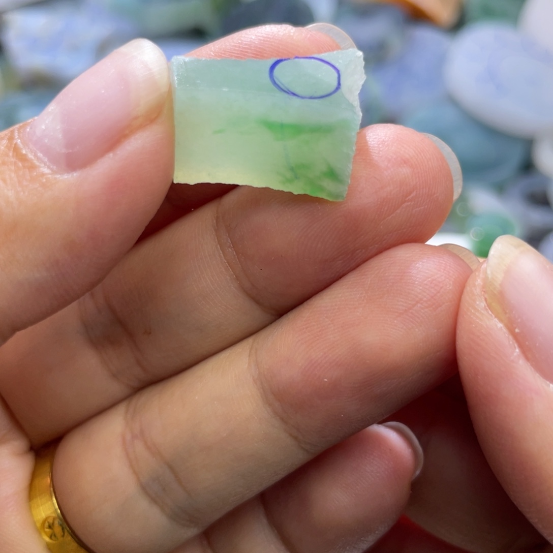 定制翡翠未镶嵌天然翡翠冰绿随行珠