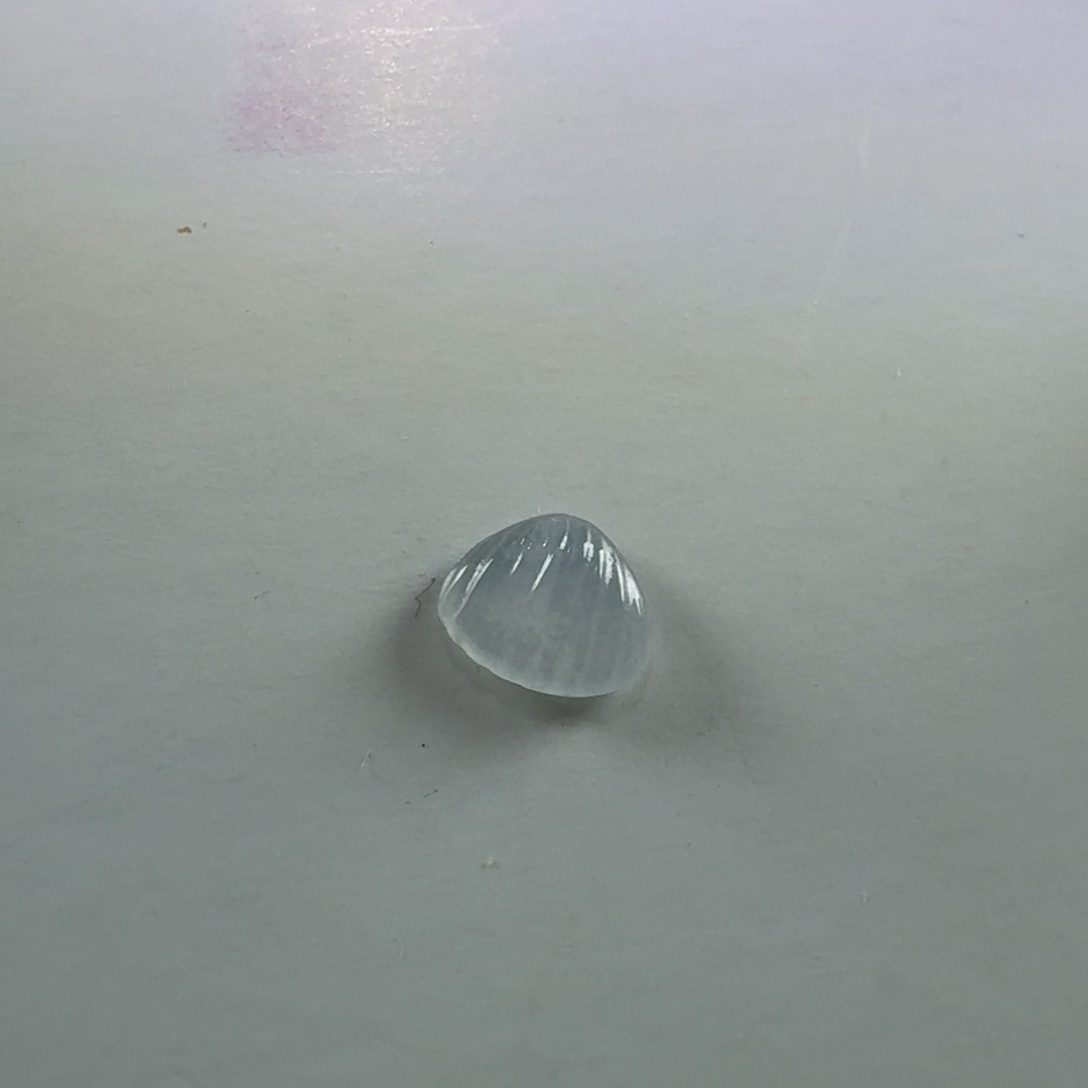 五***肉翡翠未镶嵌颈饰贝 壳