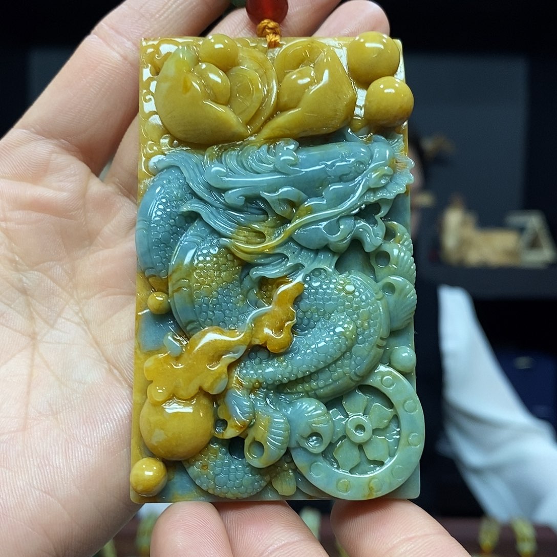 岫玉挂件吊坠未镶嵌