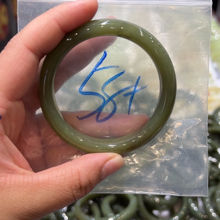 和田玉（糖玉）手镯未镶嵌