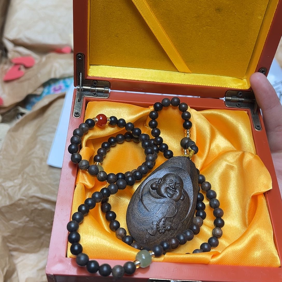 大叶紫檀（黑酸枝木类）