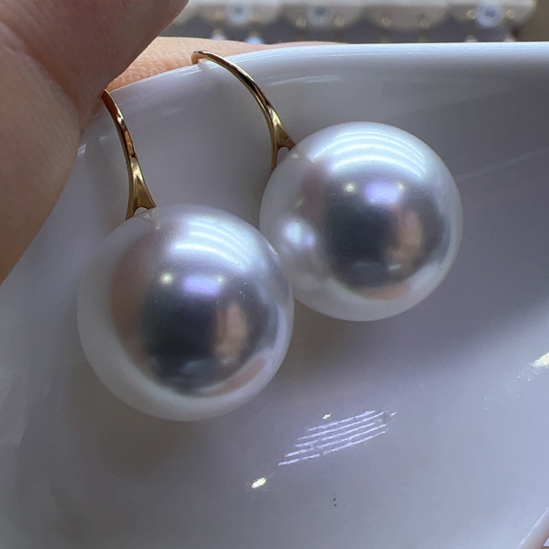 18K金镶嵌淡水珍珠耳饰