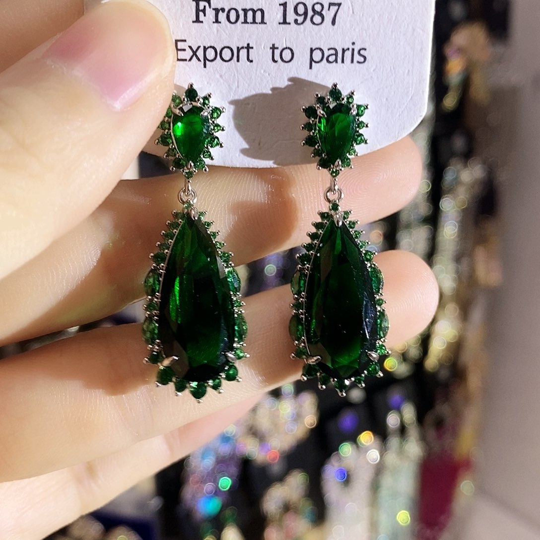 锆石纯铜合金锆石