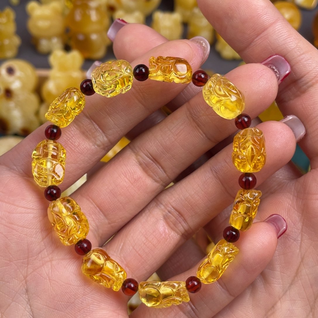 琥珀裸石未镶嵌蜜蜡