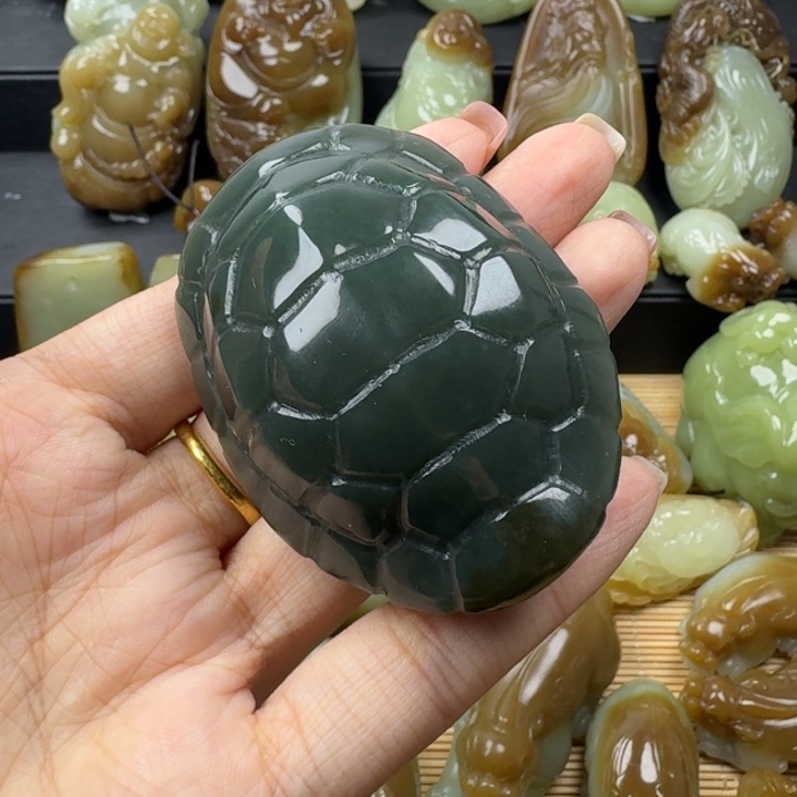 未镶嵌和田玉把件