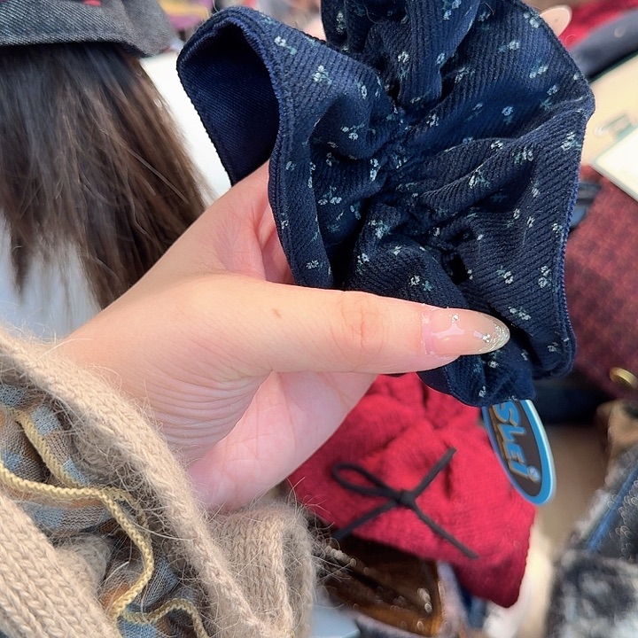 布艺非金属藏蓝色小碎花发圈蛮腰