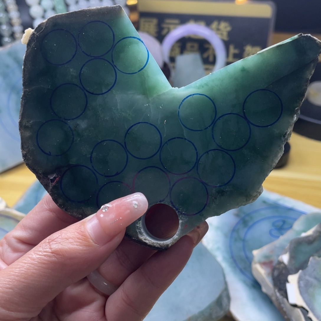 定制翡翠未镶嵌定制