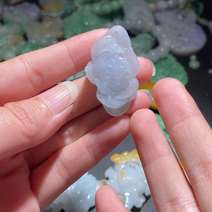 颈饰未镶嵌翡翠天