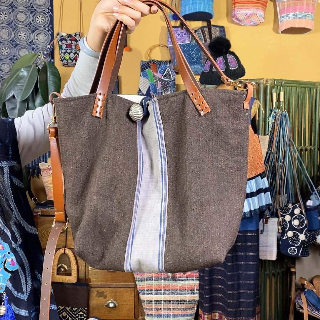 织绣手工制作包包