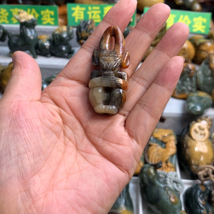 岫岩河磨玉（透闪石质玉）手把件未镶嵌【**】